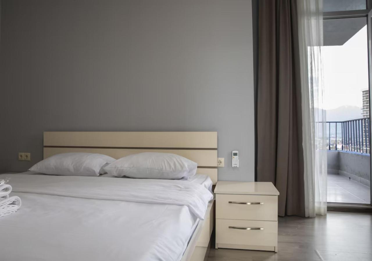 Horizon Batumi Aparthotel Buitenkant foto