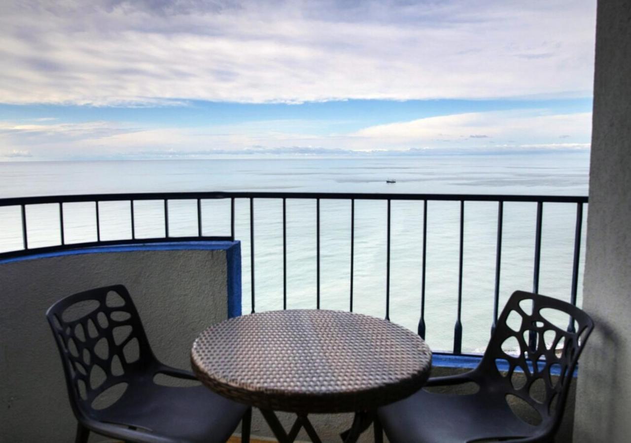 Horizon Batumi Aparthotel Buitenkant foto